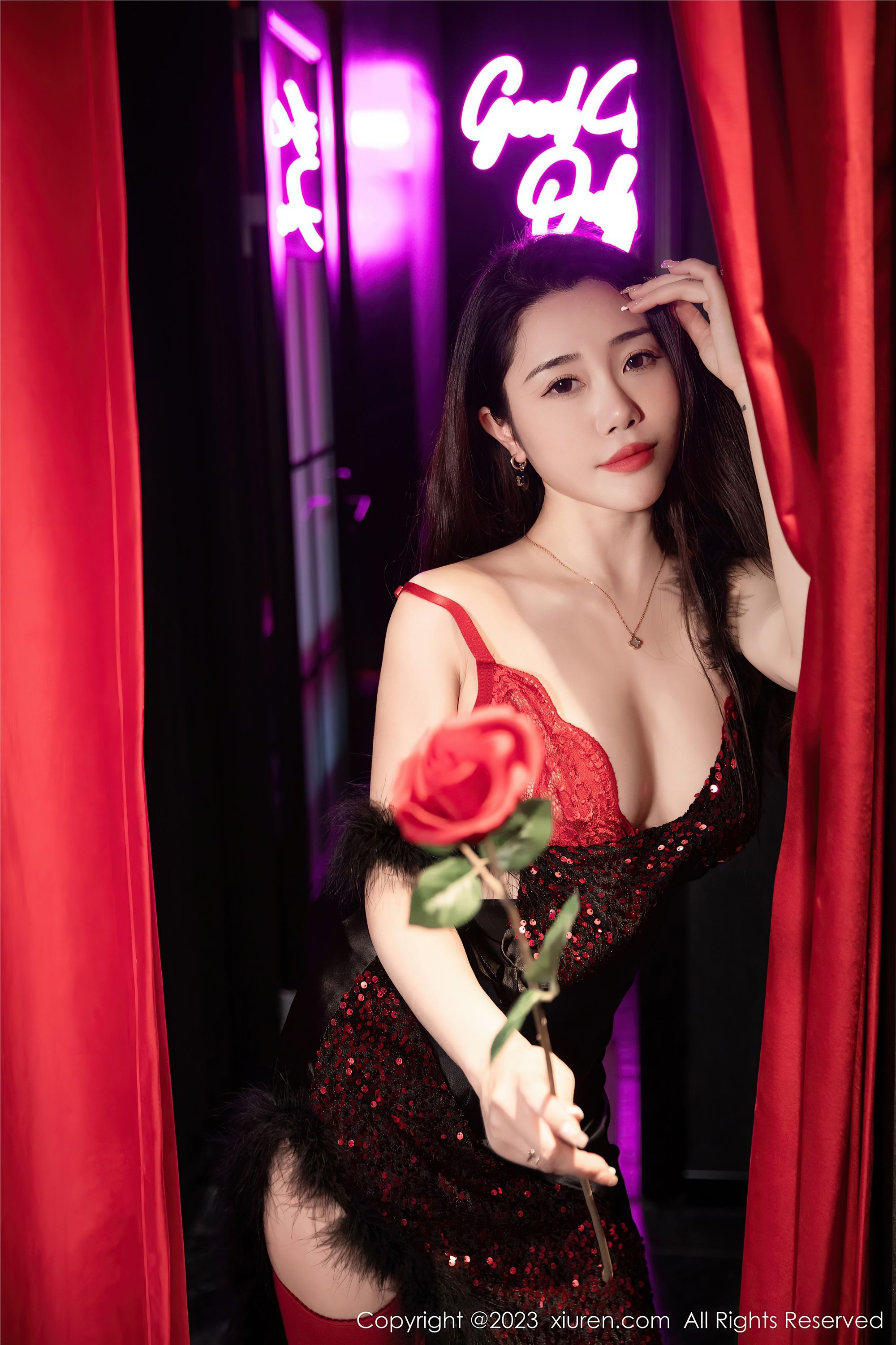 XiuRen秀人网  2023.04.18 NO.6587 严利娅Yuliya